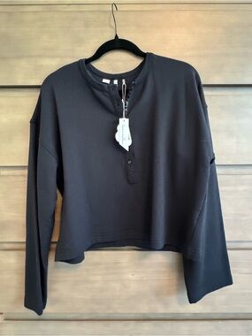 Travis Mathew Women’s Cloud Henley